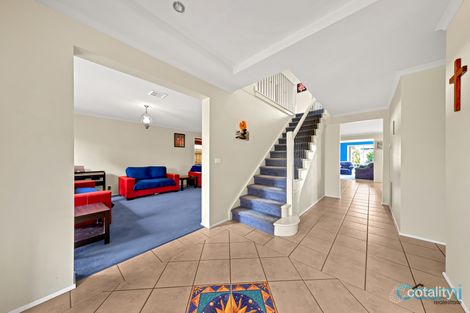 Property photo of 20 Limpopa Square Roxburgh Park VIC 3064