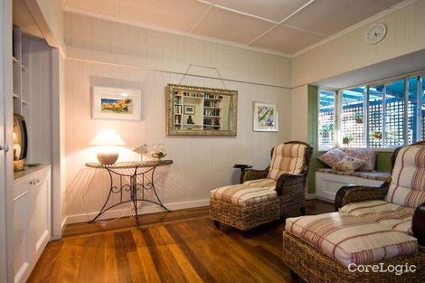 Property photo of 42 Saunders Street Indooroopilly QLD 4068