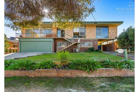 5 Acacia St, Kooringal, NSW 2650