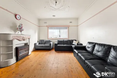 Property photo of 122 Warwick Road Sunshine North VIC 3020