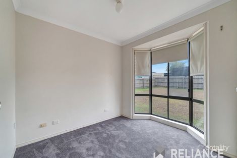 Property photo of 4 Buckhurst Way Hoppers Crossing VIC 3029