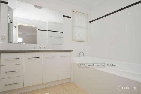 Property photo of 11 Hewson Court Mudgeeraba QLD 4213