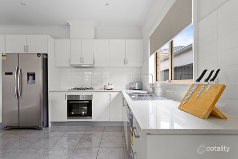 Property photo of 2/2 Ryrie Grove Wollert VIC 3750