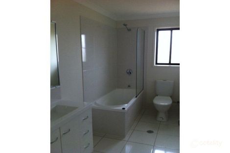 Property photo of 6 Clint Close Gracemere QLD 4702