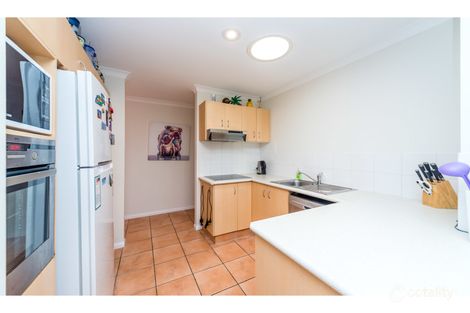 Property photo of 30 Tiger Drive Arundel QLD 4214