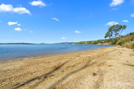 Property photo of 563 Shark Point Road Penna TAS 7171