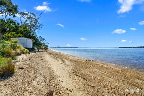 Property photo of 563 Shark Point Road Penna TAS 7171