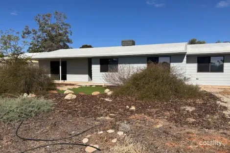 Property photo of 46 Axehead Road Roxby Downs SA 5725