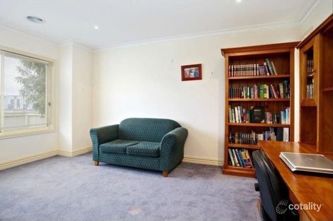 Property photo of 2/24 Riverside Avenue Werribee VIC 3030