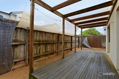 Property photo of 2/24 Riverside Avenue Werribee VIC 3030