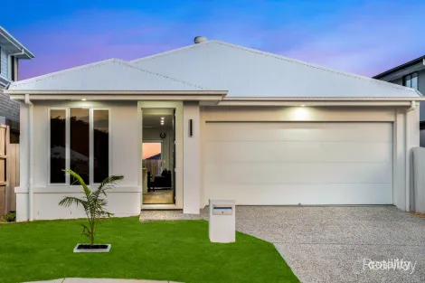 Property photo of 7 Capilano Way Spring Mountain QLD 4300