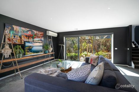 Property photo of 2/36 Myrtle Grove North Shore VIC 3214