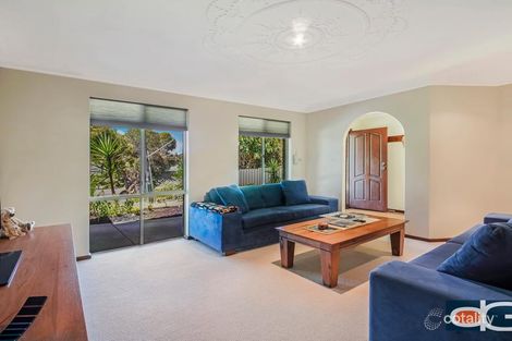 Property photo of 9 Gough Place Samson WA 6163