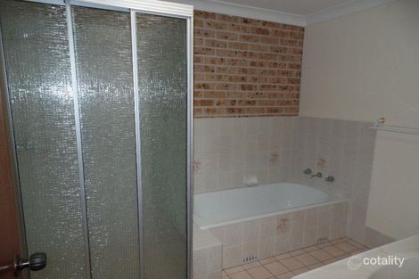 Property photo of 1/11 Reddall Parade Lake Illawarra NSW 2528