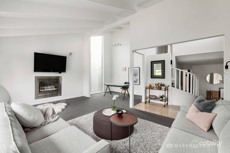 Property photo of 10 Myrniong Street Glen Iris VIC 3146