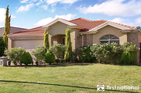 Property photo of 37 Scarlet Crescent Pakenham VIC 3810