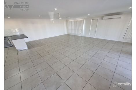 Property photo of 1/5 Deacon Drive Blackwater QLD 4717