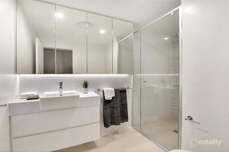 Property photo of 1076/123 Cavendish Road Coorparoo QLD 4151