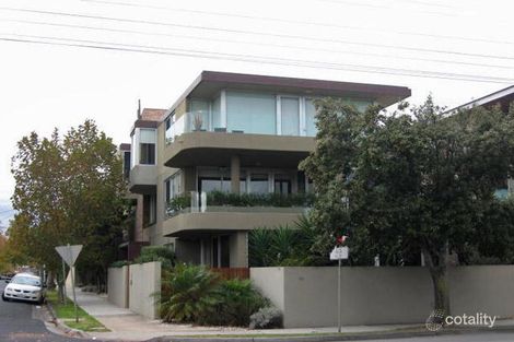 Property photo of 1/95 Ormond Esplanade Elwood VIC 3184