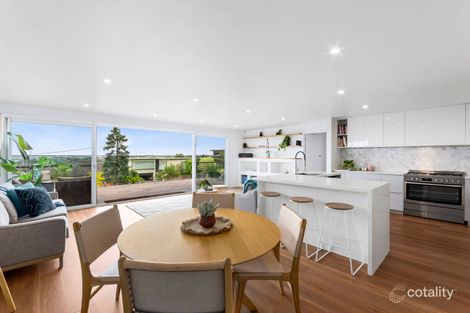 Property photo of 18 Linton Lane Highton VIC 3216