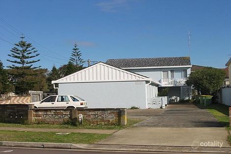 213 Bay Rd, Toowoon Bay, NSW 2261