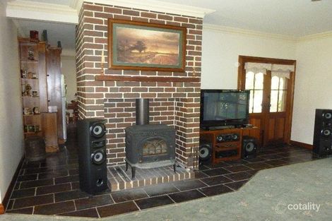 Property photo of 35 Matthew Court Moe South VIC 3825