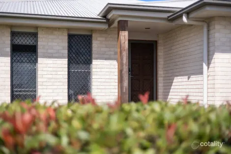 3 Roy Cl, Westbrook, QLD 4350