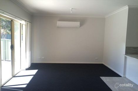 Property photo of 2/117 St Aidans Road Kennington VIC 3550