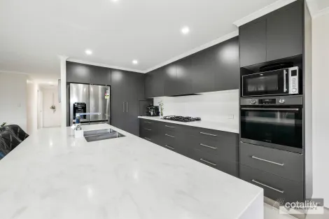 Property photo of 38 Tropicana Drive Avoca QLD 4670