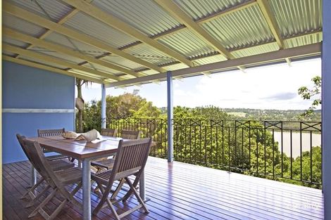 Property photo of 73 Lakeview Terrace Bilambil Heights NSW 2486