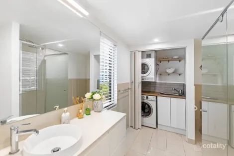 Property photo of 16/19 Mermaid Avenue Mermaid Beach QLD 4218