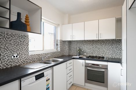 Property photo of 6/7 Clarence Avenue Dee Why NSW 2099