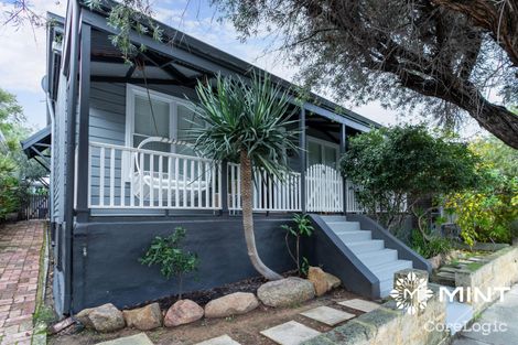 Property photo of 29 Thompson Road North Fremantle WA 6159