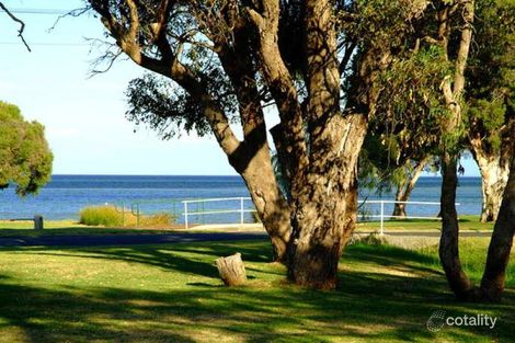 Property photo of 6 Everingham Place Dunsborough WA 6281
