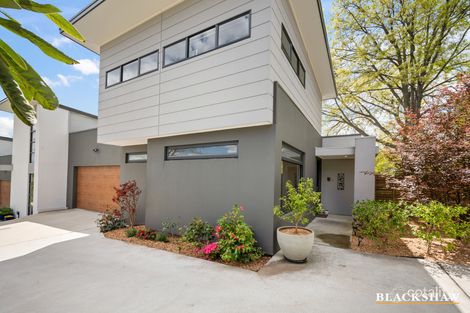 Property photo of 1/11 Aurora Close Mawson ACT 2607