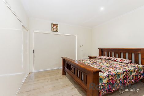 Property photo of 4/8 Bond Avenue St Albans VIC 3021