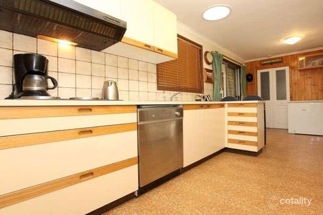 Property photo of 16 Wheeler Crescent Wanniassa ACT 2903