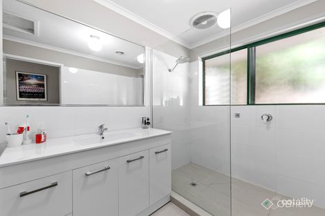 Property photo of 28 Deanswood Way Narre Warren VIC 3805