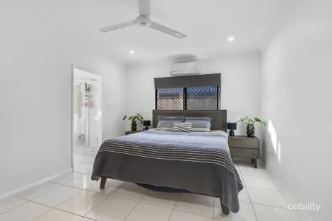 Property photo of 28 Elderberry Avenue Bentley Park QLD 4869