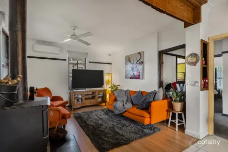Property photo of 2 Simmonds Street Mount Beauty VIC 3699