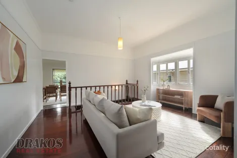 Property photo of 11 Colton Street Highgate Hill QLD 4101