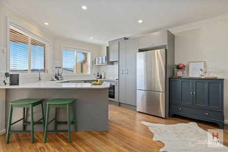 Property photo of 2/13 Reedys Cutting Road Jindabyne NSW 2627