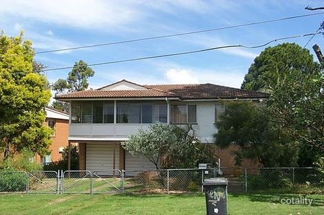 Property photo of 10 Ure Street Wynnum QLD 4178