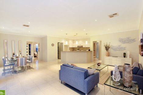 Property photo of 5 Haywards Bay Drive Haywards Bay NSW 2530