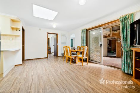 Property photo of 8 Eyre Close Hoppers Crossing VIC 3029