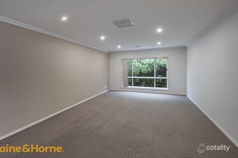 Property photo of 10 Hoya Place Sunbury VIC 3429