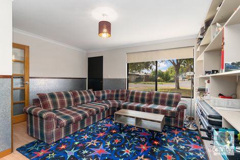 Property photo of 17 Lydiard Retreat Canning Vale WA 6155