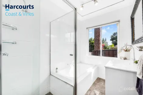 Property photo of 11 Harbourview Road Hackham West SA 5163