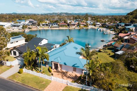 Property photo of 2 Captains Way Banora Point NSW 2486