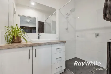 Property photo of 6 Gardner Court Moama NSW 2731